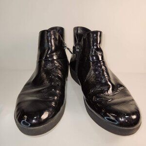 Fittlop Patent Leather ankle bootie Sz 7 Supercomfp